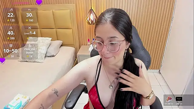 SAMANTHAFIORE1's cam snapshot