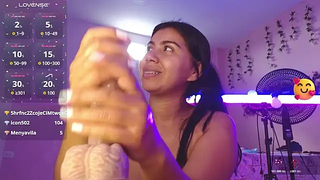 littlekiara4u__'s cam snapshot