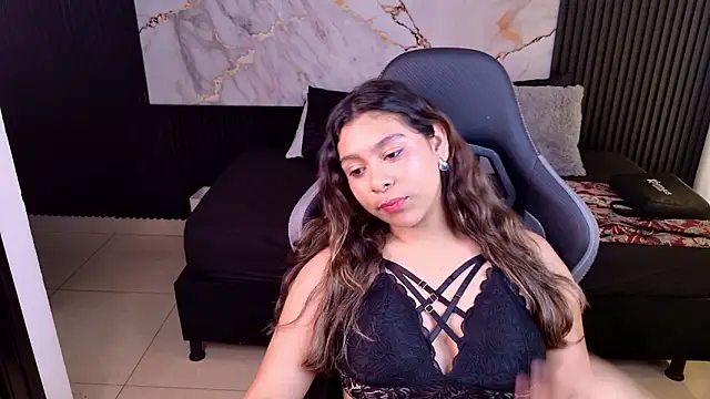 Sophie19__'s cam snapshot