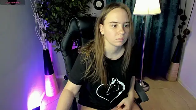 Lika_0ne's cam snapshot