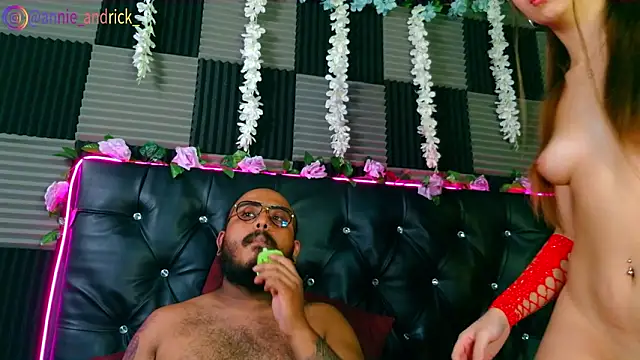 _Annie_Andrick_'s cam snapshot