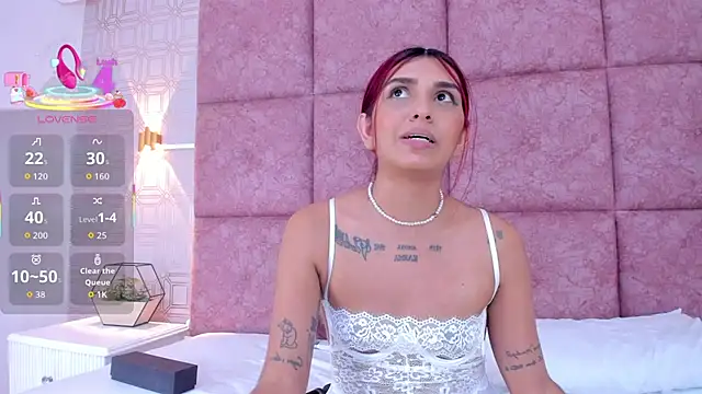 LiaVelez live sex cam