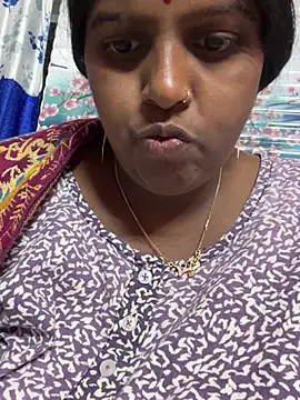 Beauty-queen's cam snapshot