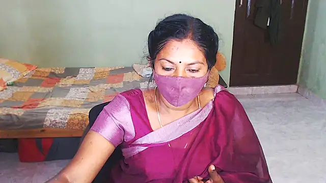 HotGulabi's cam snapshot