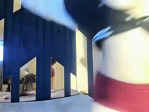 CristalHotRs's cam snapshot