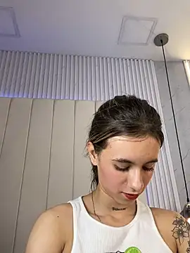 JuliaColemann live sex cam