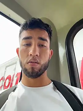 liam_bronw's cam snapshot