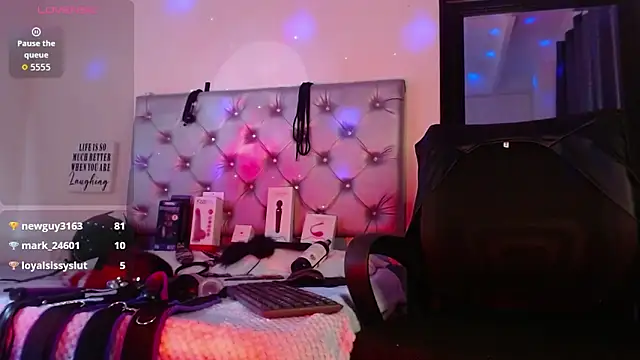 gisell_taylor18's cam snapshot