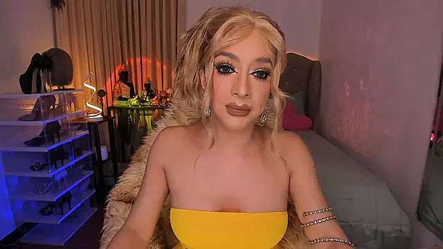 GoddessTransContessa live sex cam