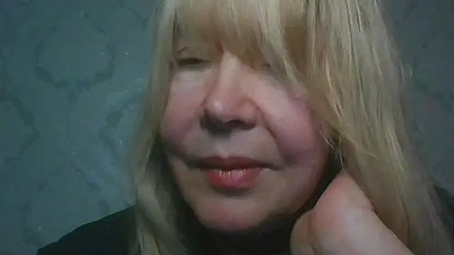 OlgaShine's cam snapshot