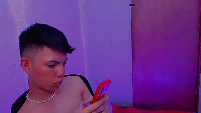 Alexxx_lov live sex cam