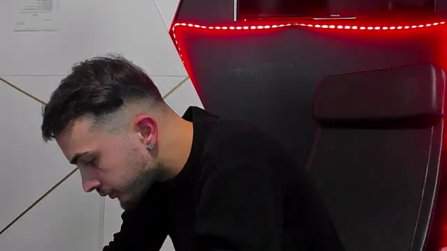 BrandonTate live sex cam