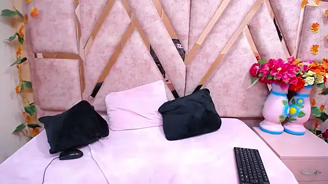 CataleyaLars20 live sex cam