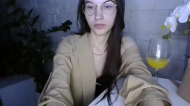 JuliaLovely's cam snapshot