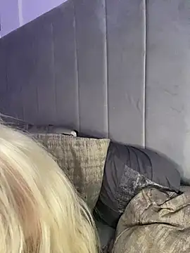 MaeBlonde's cam snapshot