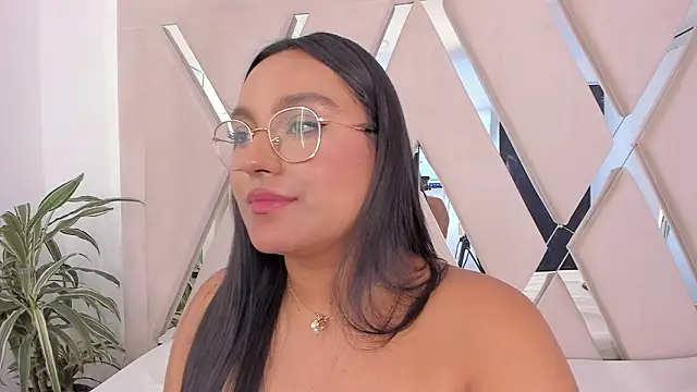 ellamontoya's cam snapshot