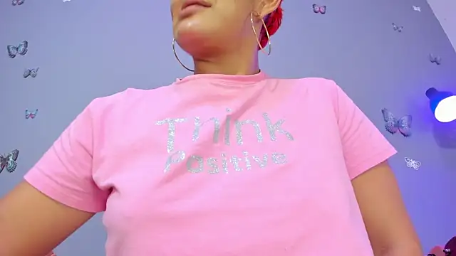 Kaira_mosse's cam snapshot