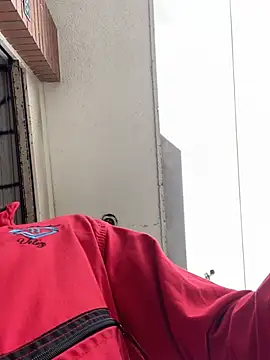 santiObrero live sex cam