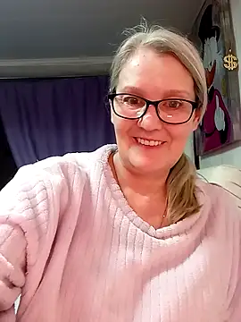 irinamaux live sex cam