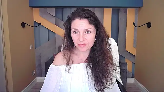 EllaLong's cam snapshot