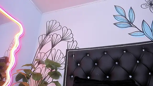 Sweet_Ariadna_ live sex cam