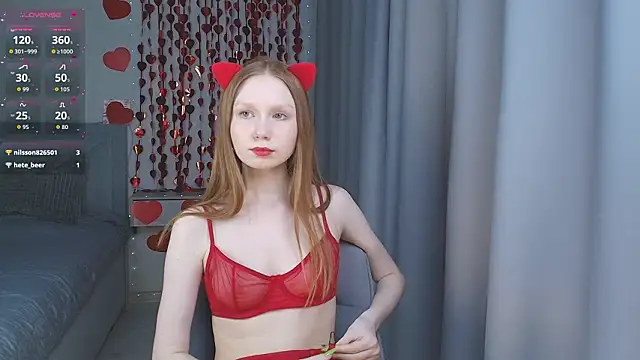 FoxyMira live sex cam