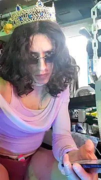 gurlnips live sex cam