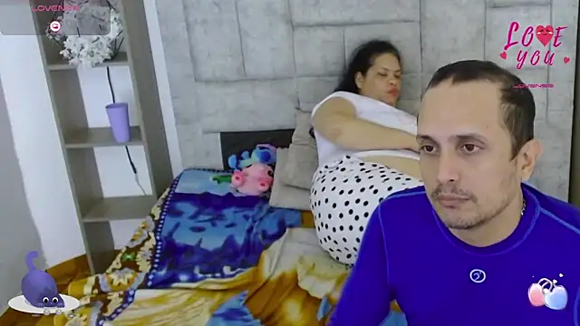 Candy_and_Jh0n live sex cam