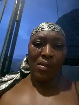 Cardiebae89 live sex cam