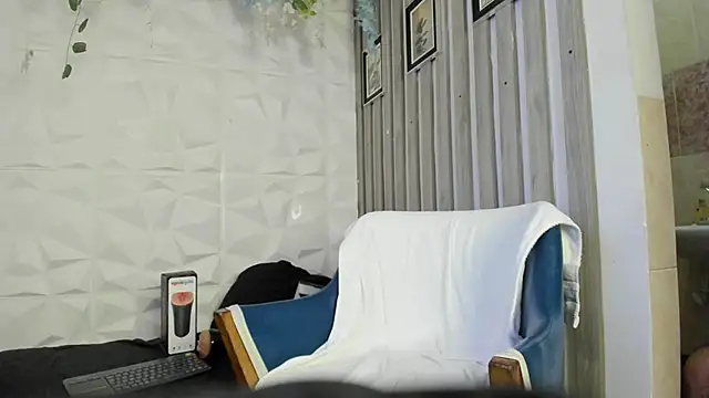 LeonidasKaiser's cam snapshot