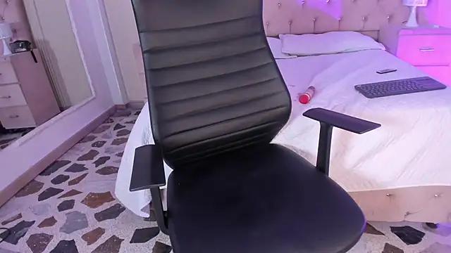 DulcePrince_'s cam snapshot