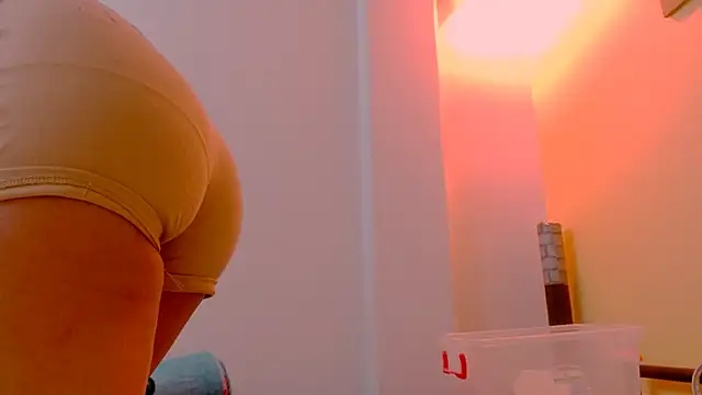 sexiempoderada18's cam snapshot