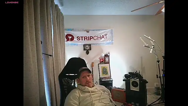 God_Of_ThundeRR's cam snapshot