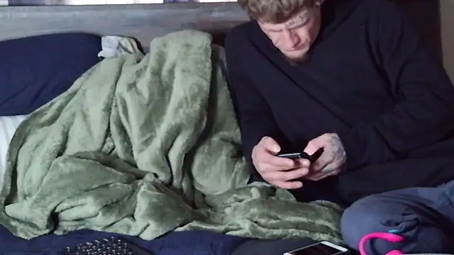 spazz247's cam snapshot