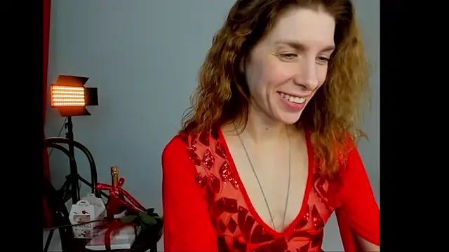 YourSuperModel's cam snapshot