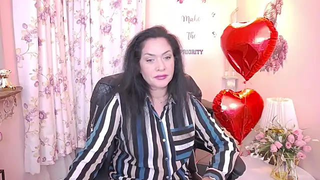 MyLovOne's cam snapshot