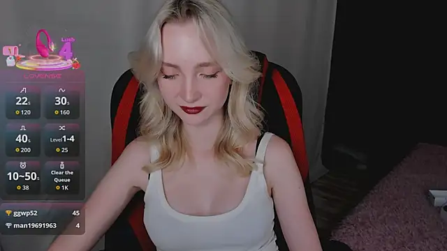 EllaBloom's cam snapshot