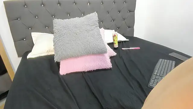 Tifany_Mons's cam snapshot