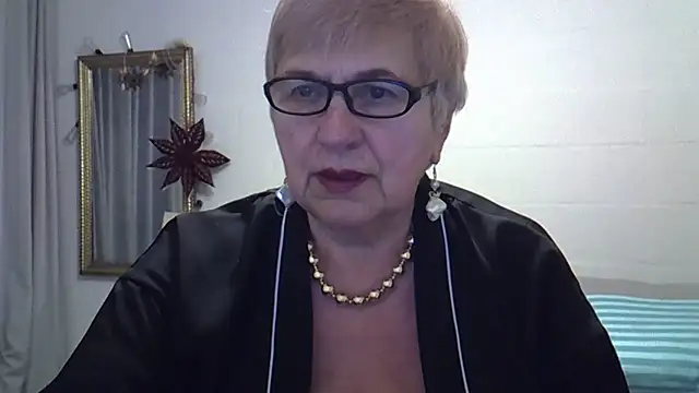 SweetCherry27's cam snapshot