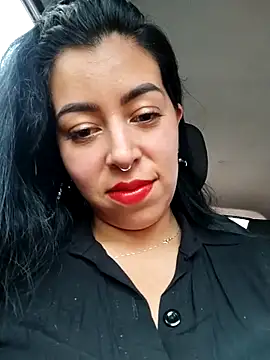 Luianna's cam snapshot