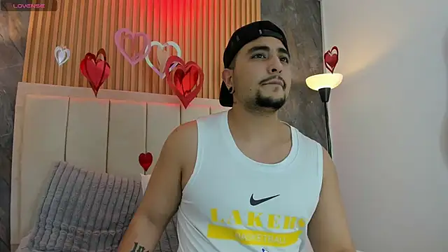 marcus_harris live sex cam