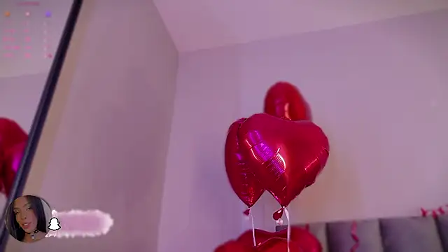 Emely_Deluxe's cam snapshot