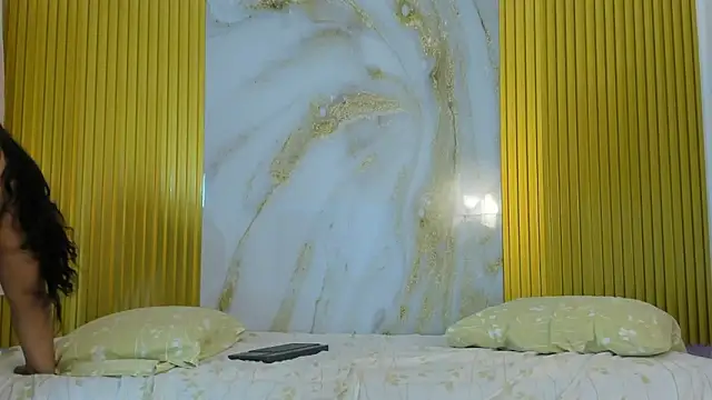 DeepandCurvy's cam snapshot