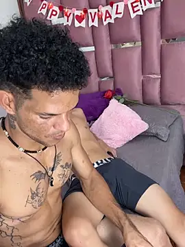 MaxyRyan live sex cam