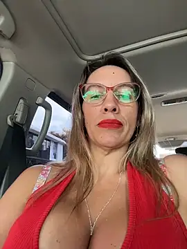 Gatitacarlita live sex cam