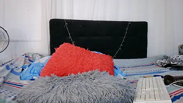 NATTYDOLL74 live sex cam