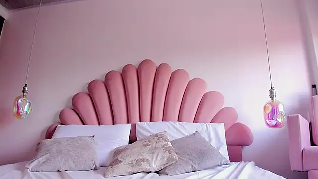 ScarletthJonnes's cam snapshot