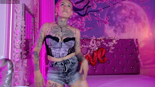 Everlyn_sexx's cam snapshot