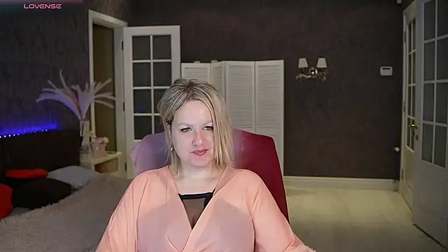 MariemLui live sex cam