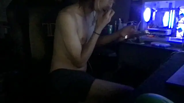 twink69Finger live sex cam